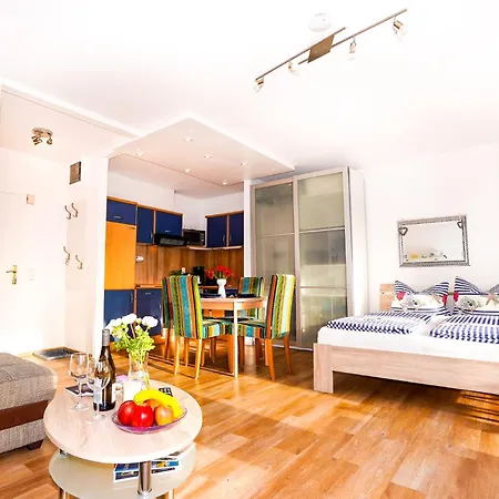 Haus - Baltic 172 *